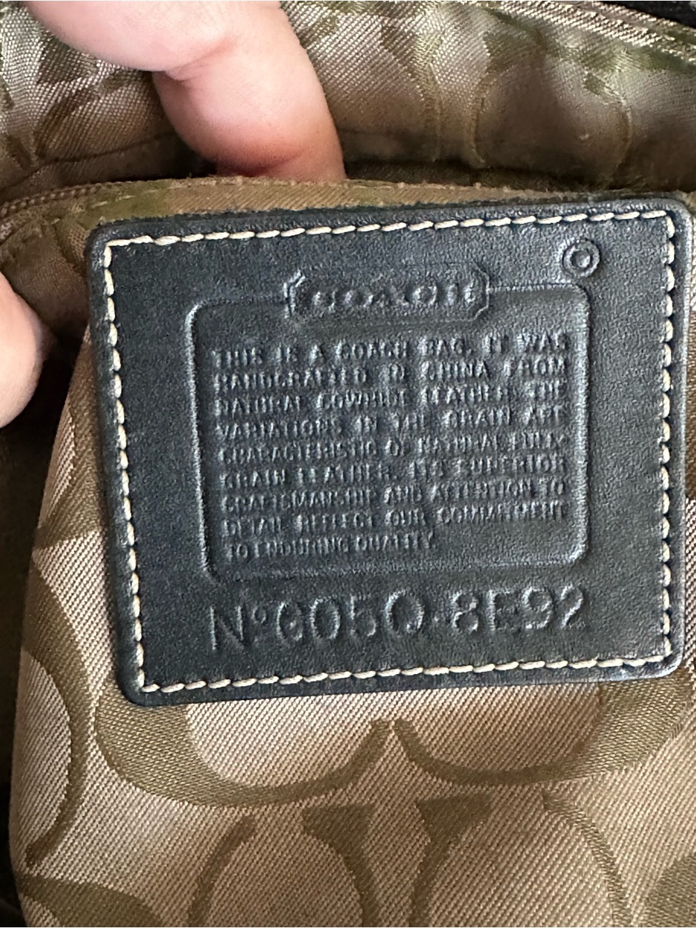 Coach Hamptons Leather Tote #8E92 - Picture 11 of 16